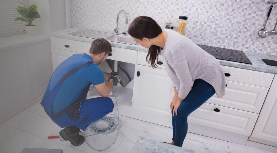 Local water heater installation in Apple River, IL